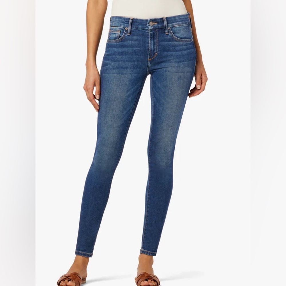 Joe’s Jeans The Icon Mid-Rise Skinny Ankle Jeans